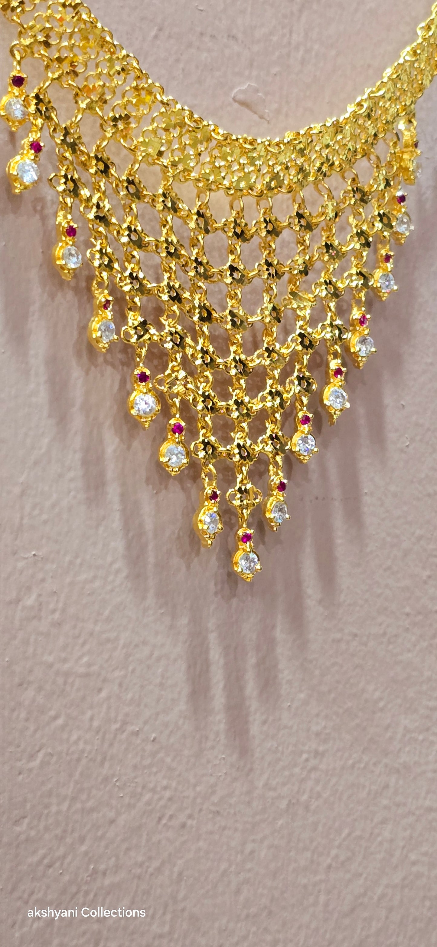 Choker set. Not 916 gold. Length up to 18 inches ( adjustable rings)