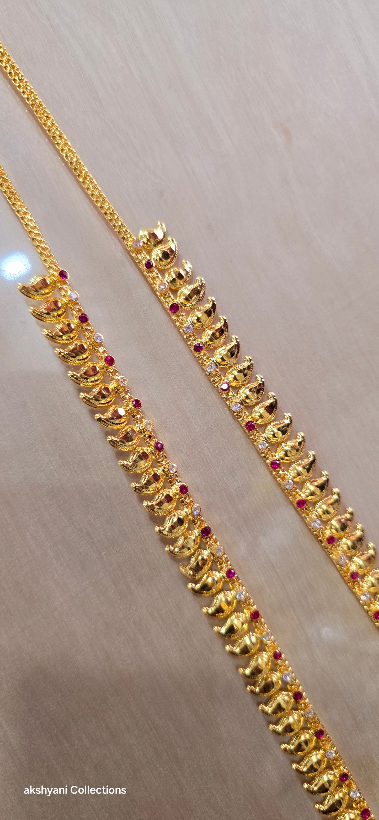 28 inches length mango chain.Not 916 gold. In stock