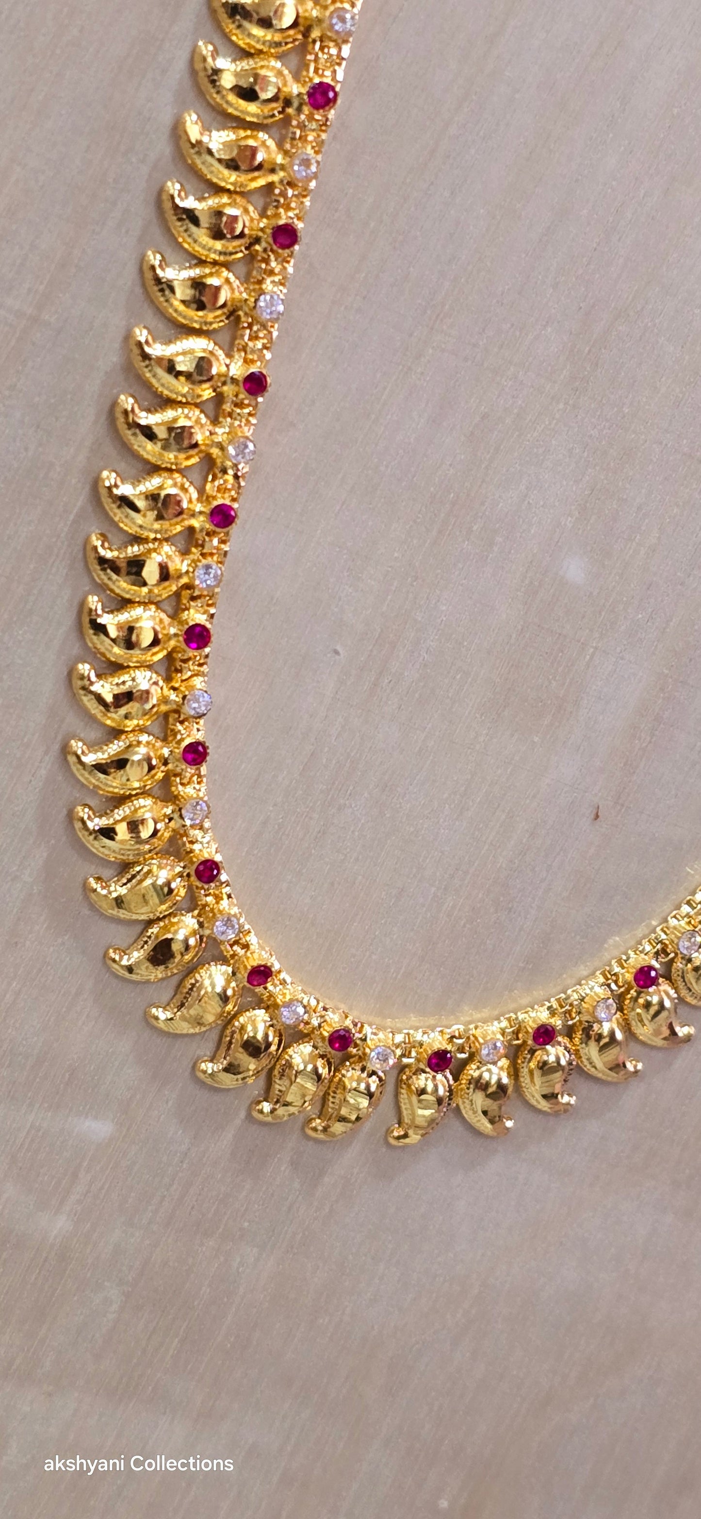 28 inches length mango chain.Not 916 gold. In stock