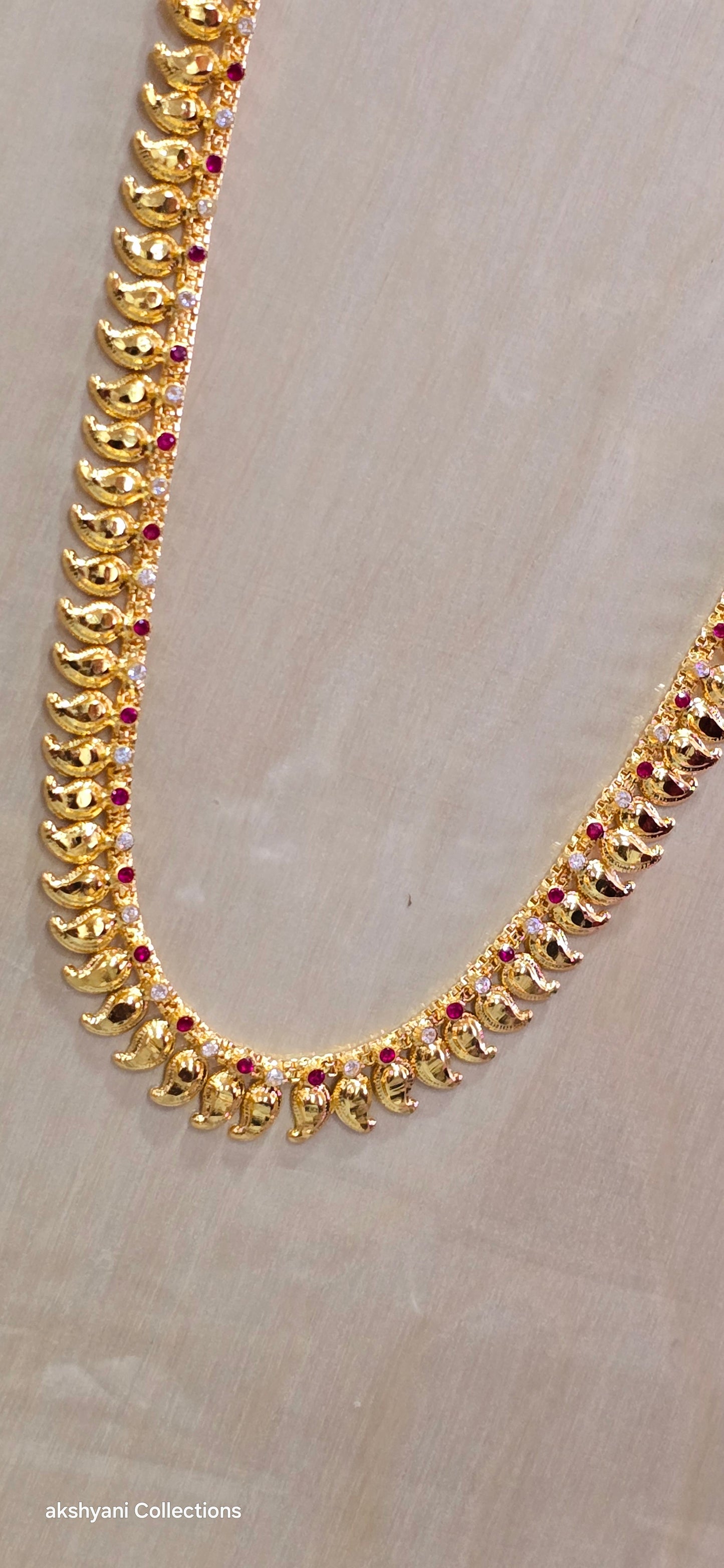 28 inches length mango chain.Not 916 gold. In stock