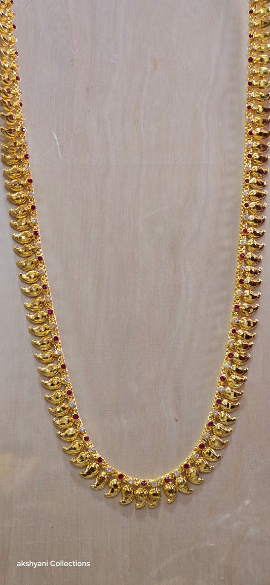 28 inches length mango chain.Not 916 gold. In stock