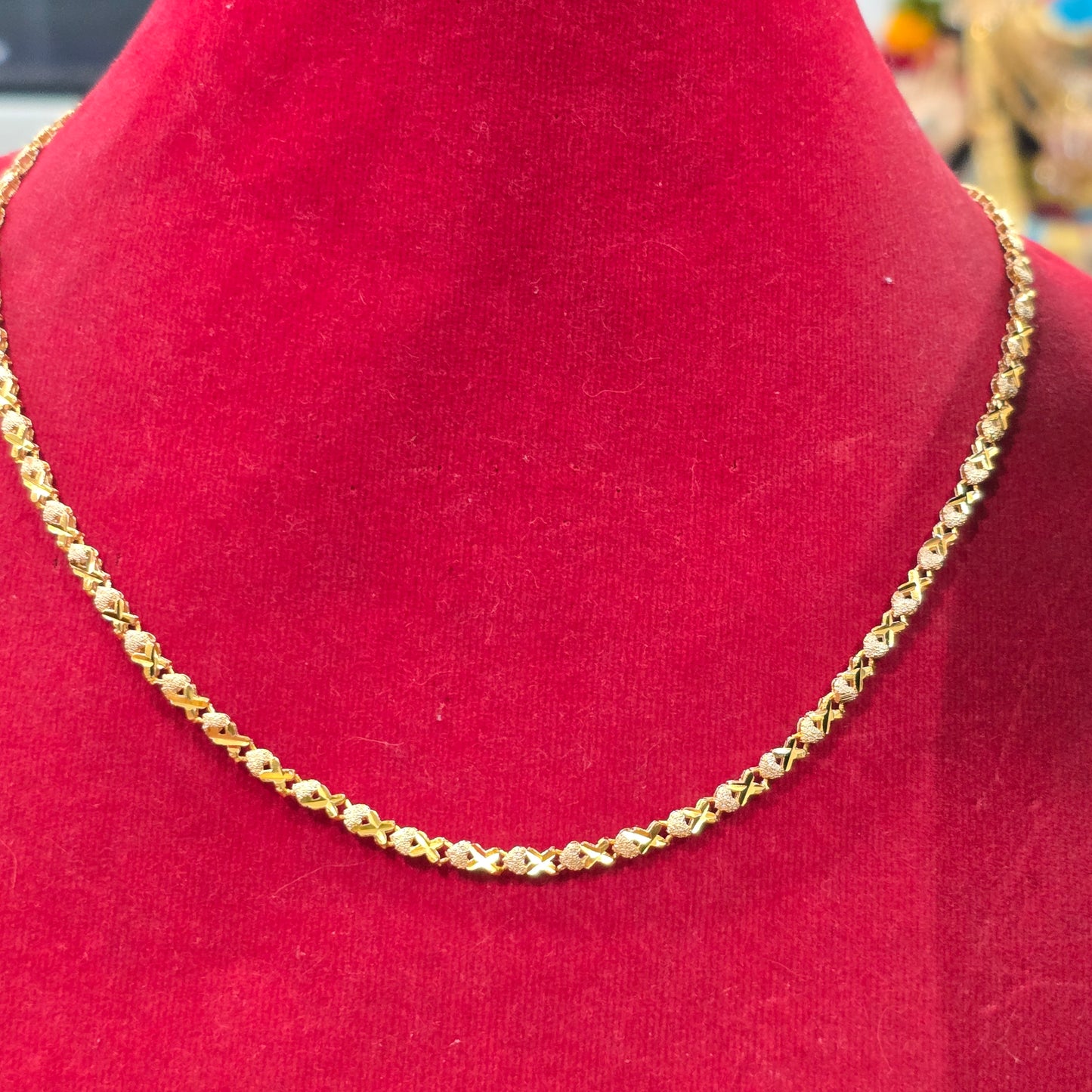 Daily wear 17 inches star cut chain .Not 916 gold. Code 991