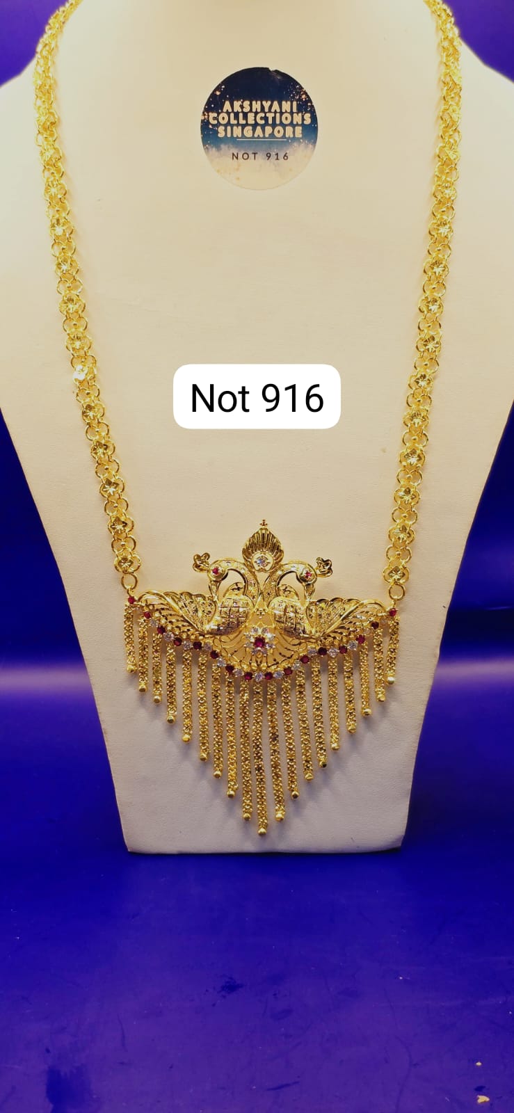 1 layer peacock beauty. Code 632A. Not 916 gold. 24k electroplating items made in Singapore. Length 28 inches.