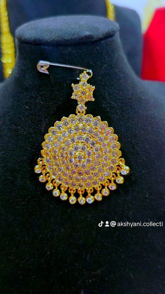 White mossanite stones aatil.Not 916 gold.Code 842