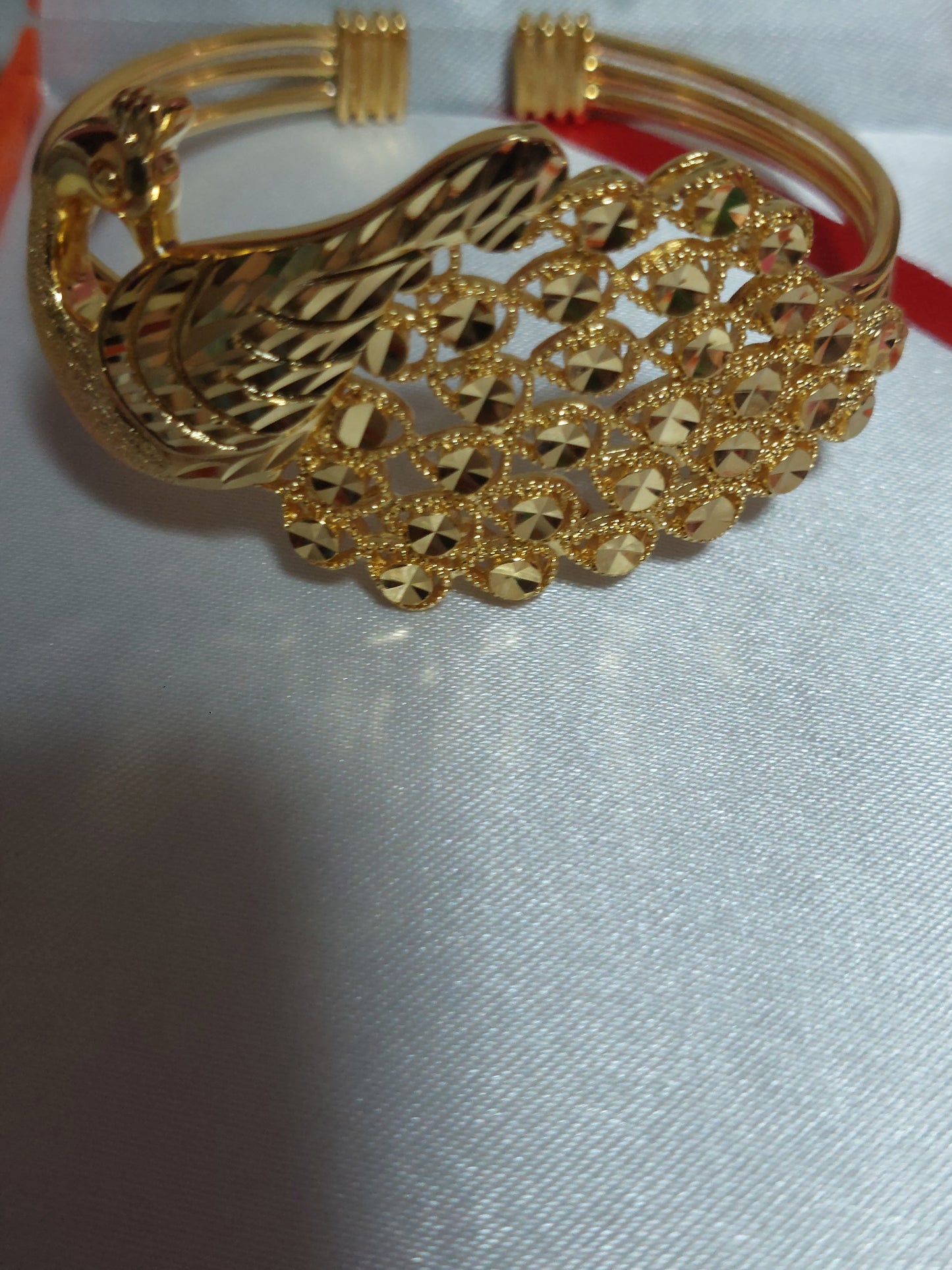 . Adjustable Peacock bangle  not 916 gold. A432