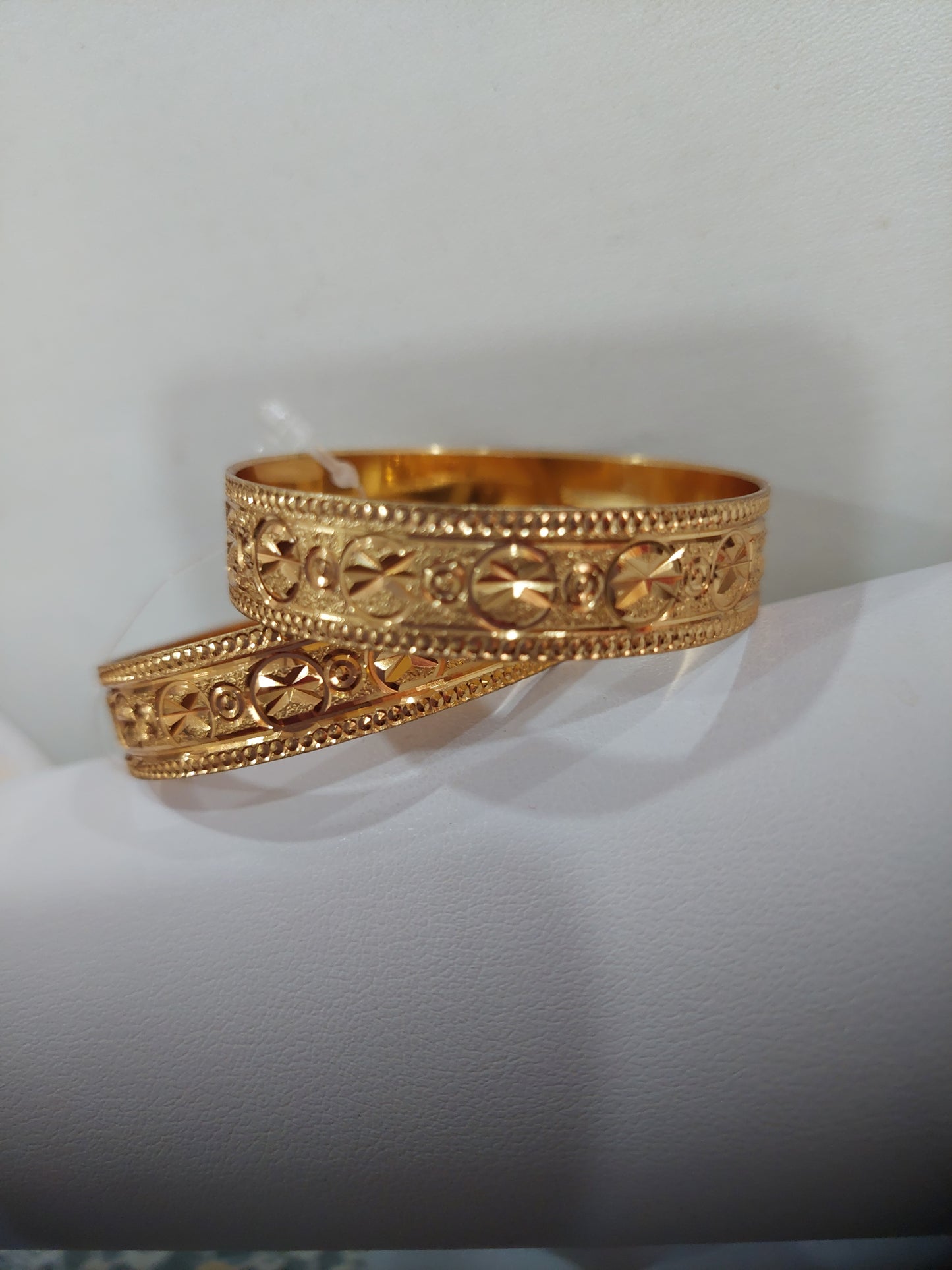 1.62 inches circumference code 778g baby size, ( 1 pair of bangles) not 916 gold