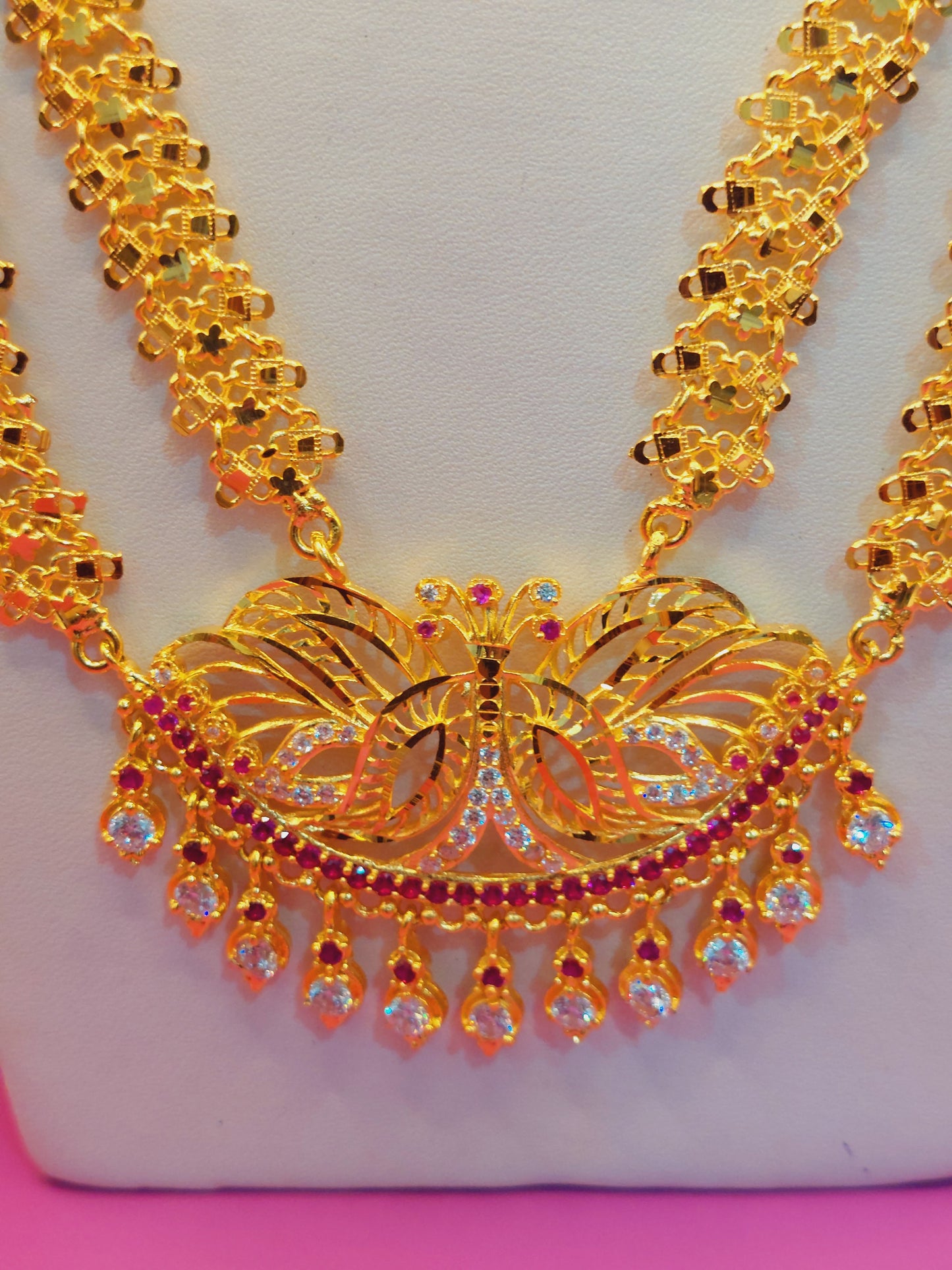 2 layer butterfly maalai. Not 916 gold. Code 033A.