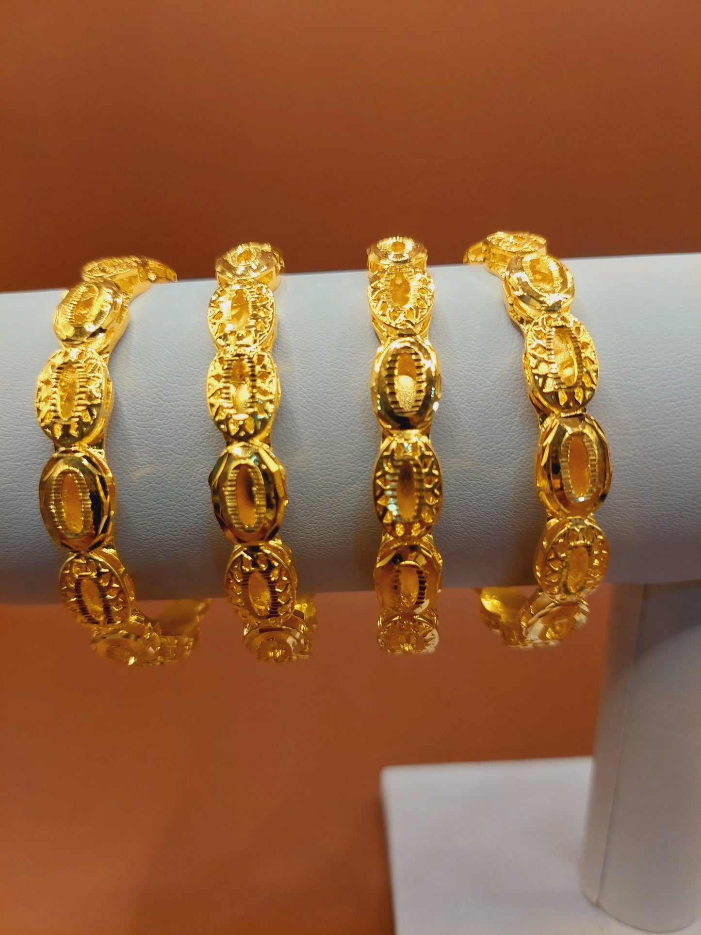 Code 885A. 4 pc Bangles ( 2.4).