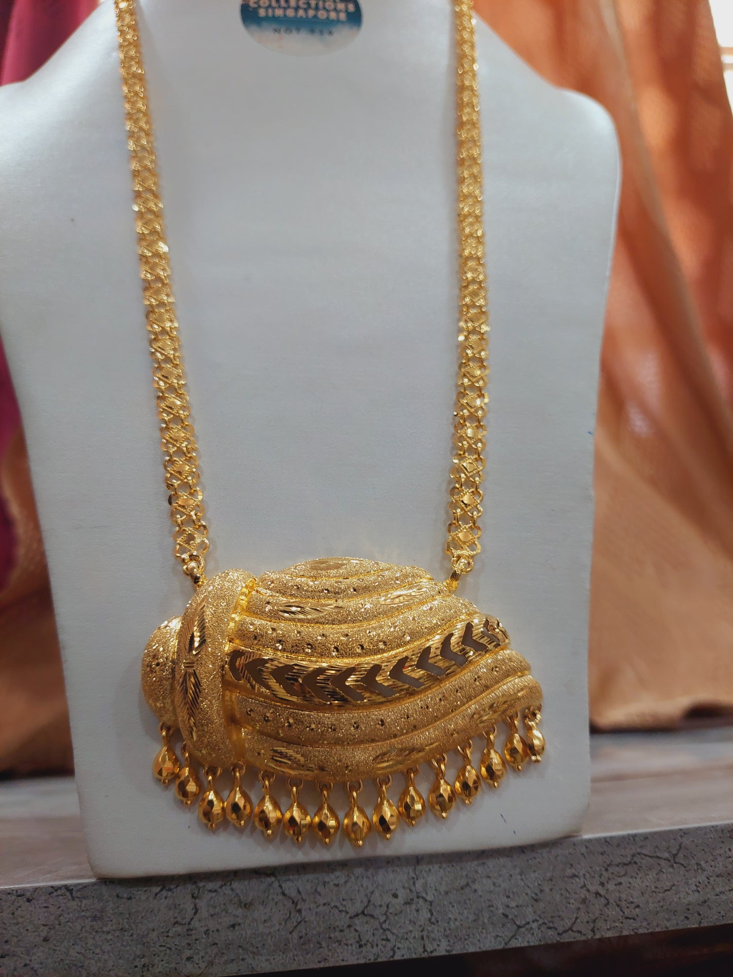 Sangu chain code 6678. Not 916 gold. Full chain. 28 inches length.