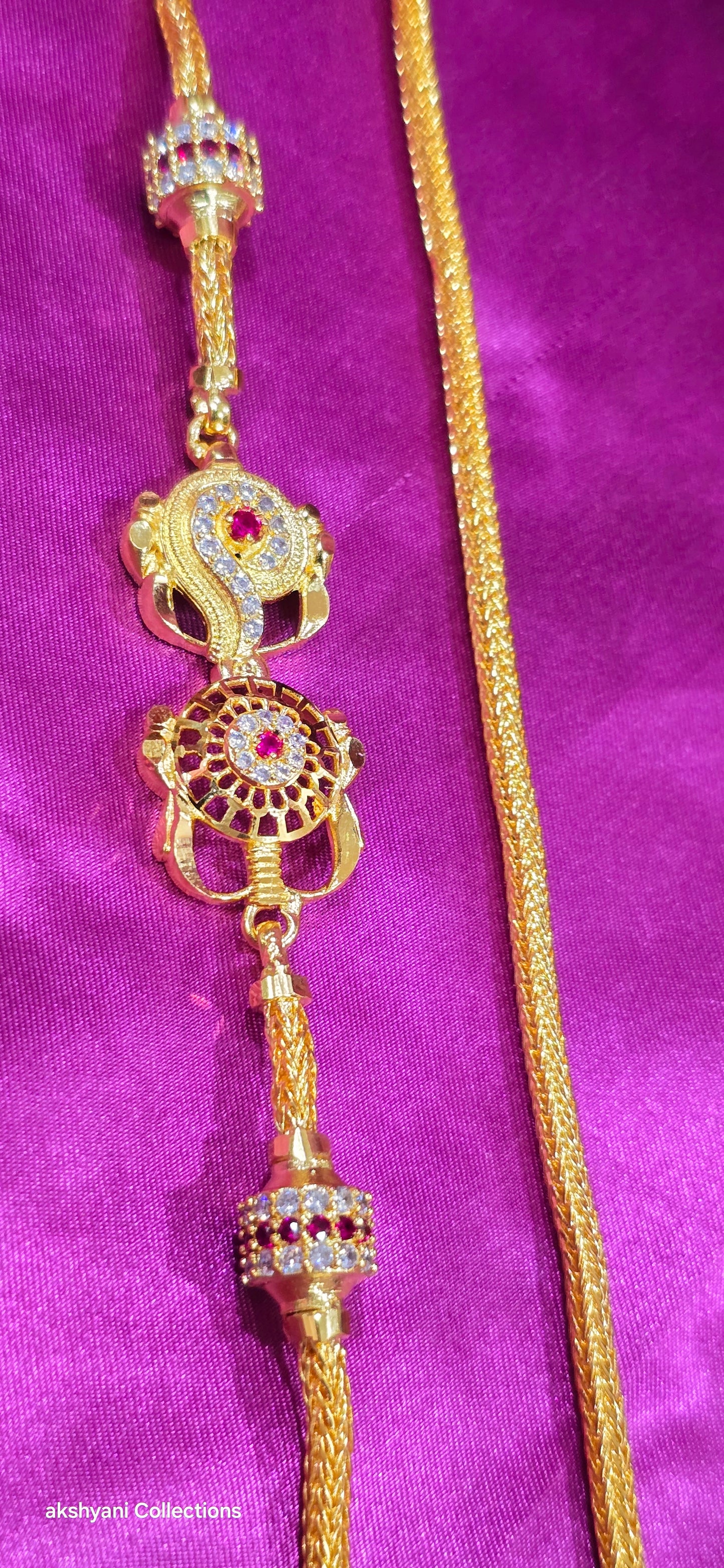 Sangu chakra thalikodi function wear type thalikodi.  Not 916 gold