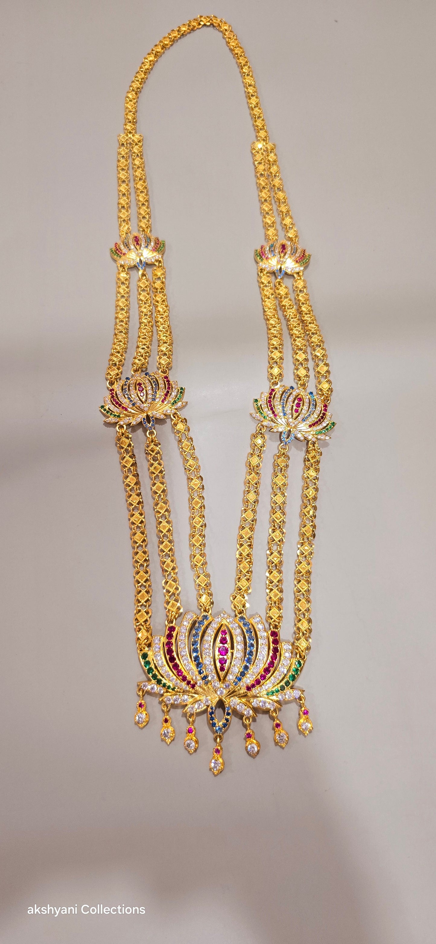 Code 688B :Thamarai 3 layer  multicolour chain with side brooches ( Function wear only) NOT 916.