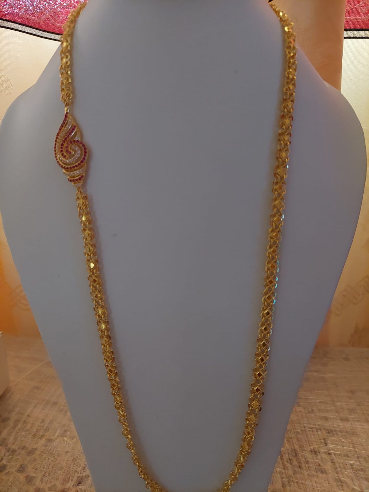 Sangu mugappu chain not 916 gold