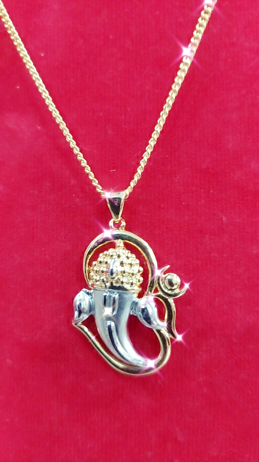 Ganesha 2 tone locket with chain not 916 gold