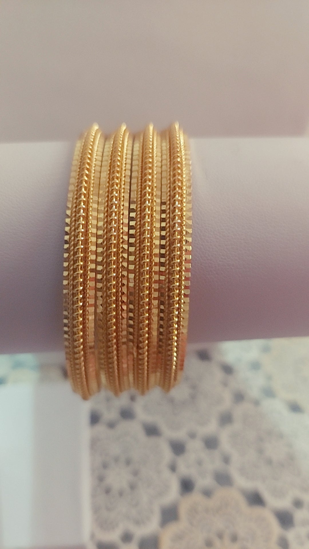 D72 4 pc bangles not 916 gold