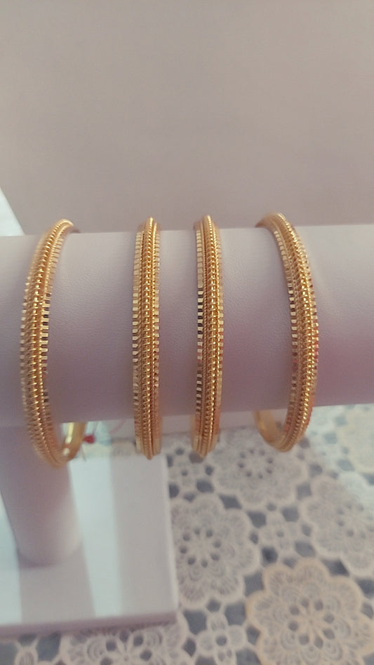 D72 4 pc bangles not 916 gold