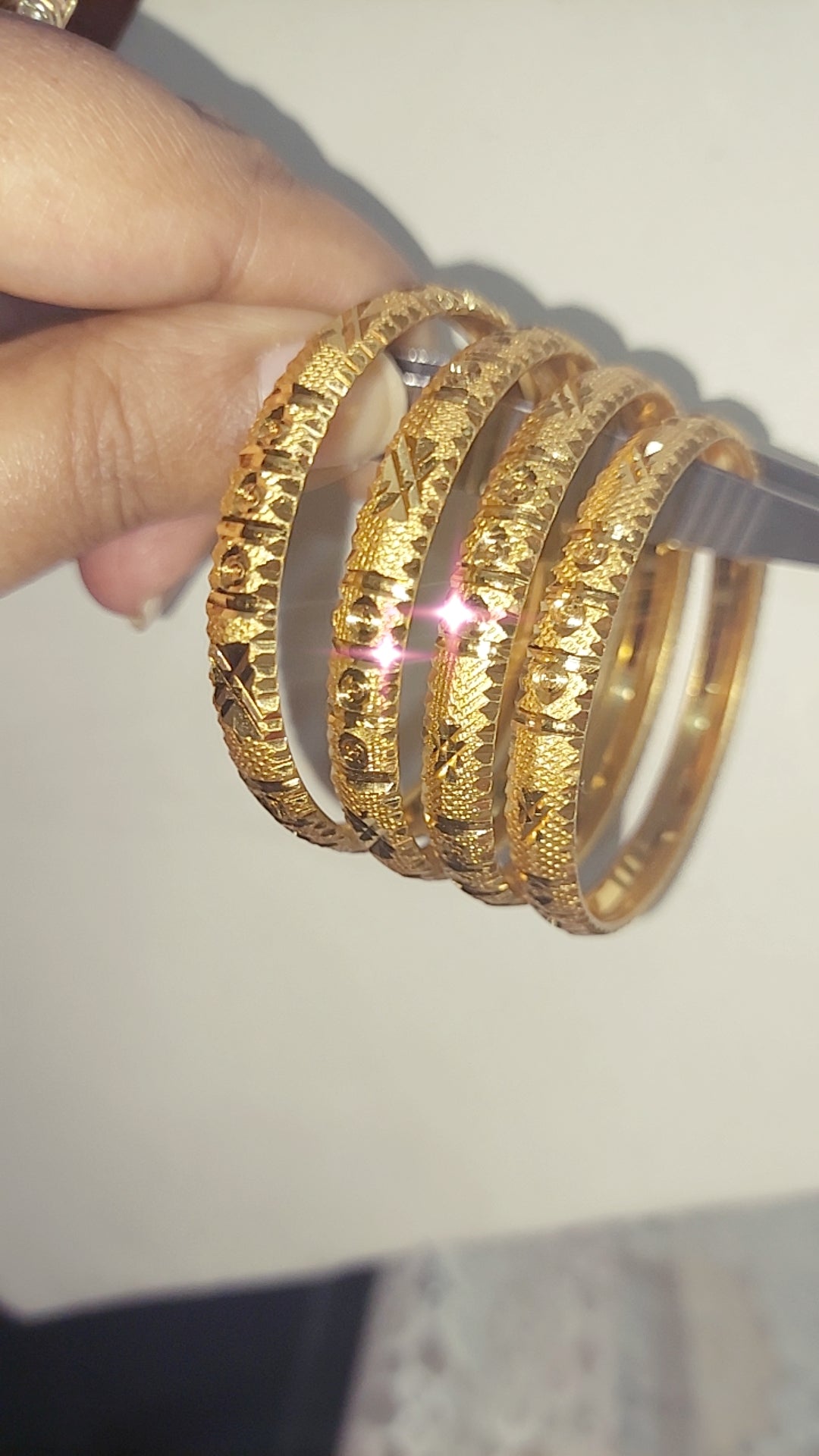 Kids bangles size updated in picture not 916 gold ( 1 pair)b665