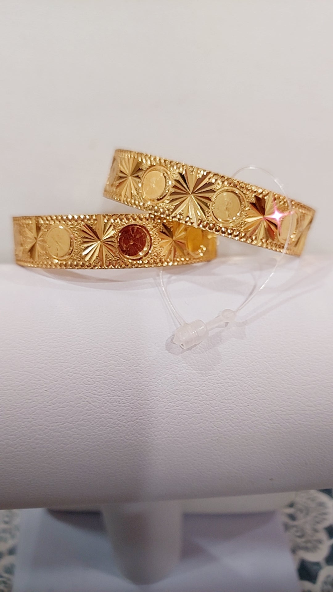 1.62inches circumference baby bangles ( code 622a) 1 pair not 916 gold