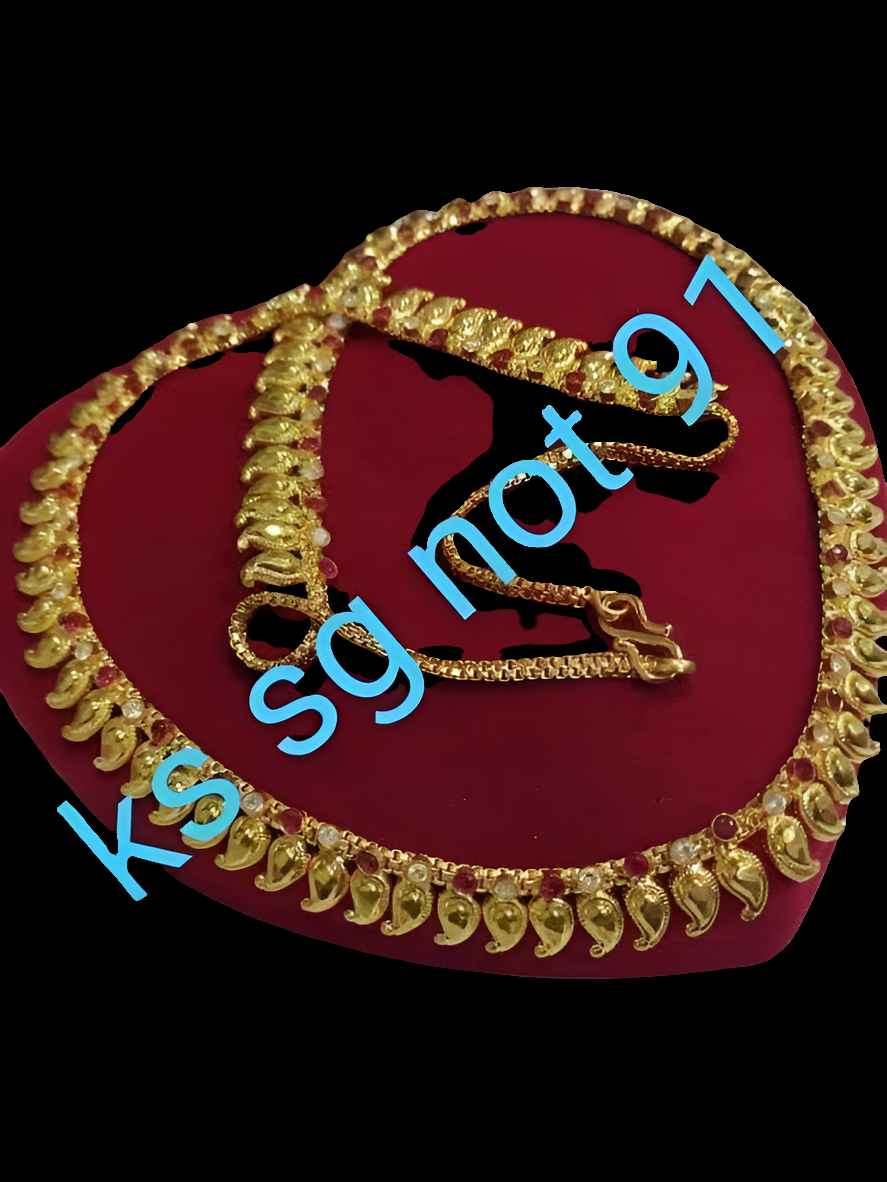 28 inches length mango chain.Not 916 gold. In stock