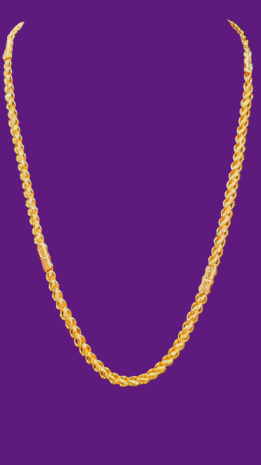 Function wear chain. Not 916 gold . 26 inches . ( not suitable for daily wear)