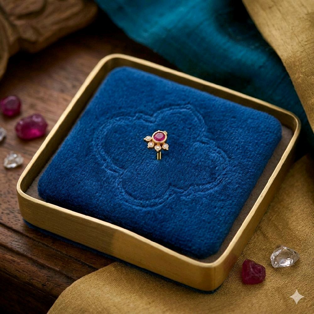 Medium size 3 stone flower nosepin. CODE 801. Colours available. Indian screw type