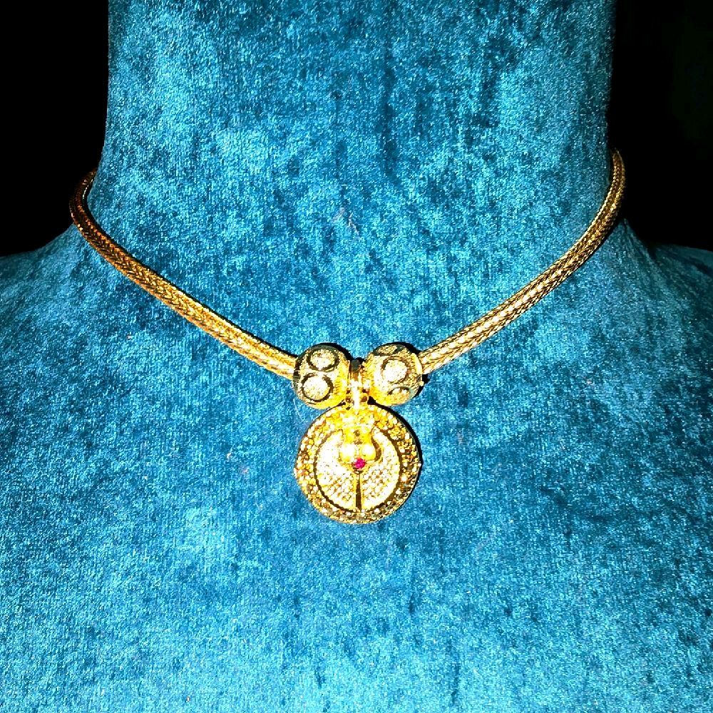 Removable trisul locket with ceylonese chain and diamond cut balls. Not 916 gold