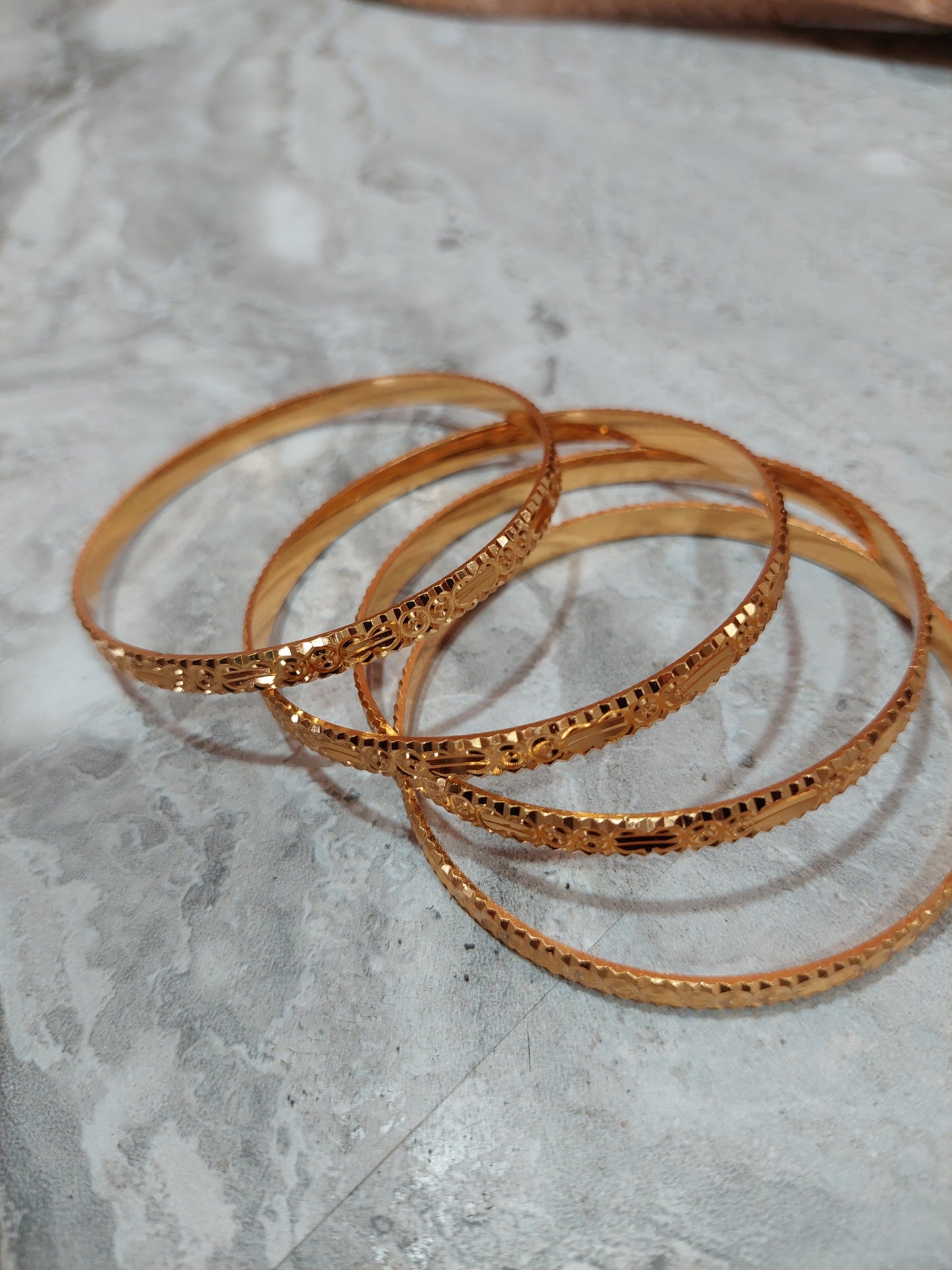 diamond cut bangle 4 pcs